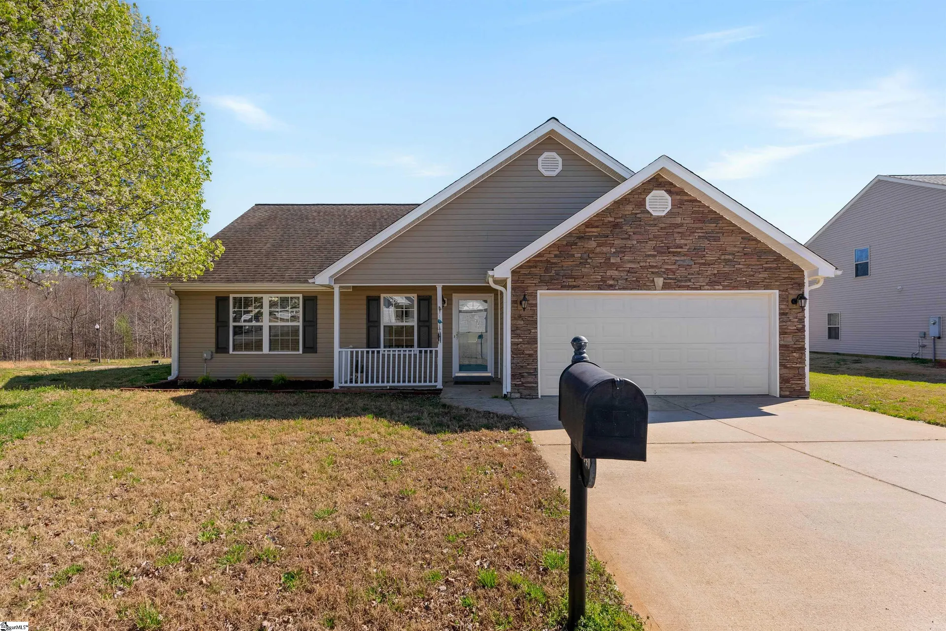 Property image 2 at 640 Slippery Moss Drive, Spartanburg, SC 29303