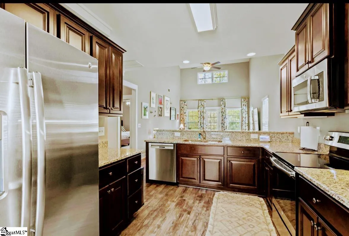Property image 3 at 716 Elmbrook Drive, Simpsonville, SC 29681