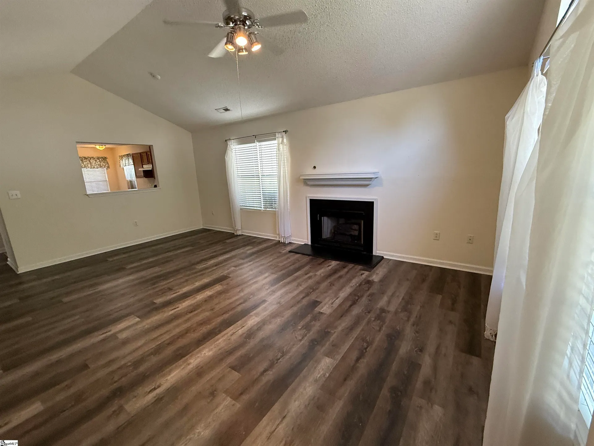Property image 2 at 306 Woodruff Park Lane, Simpsonville, SC 29681