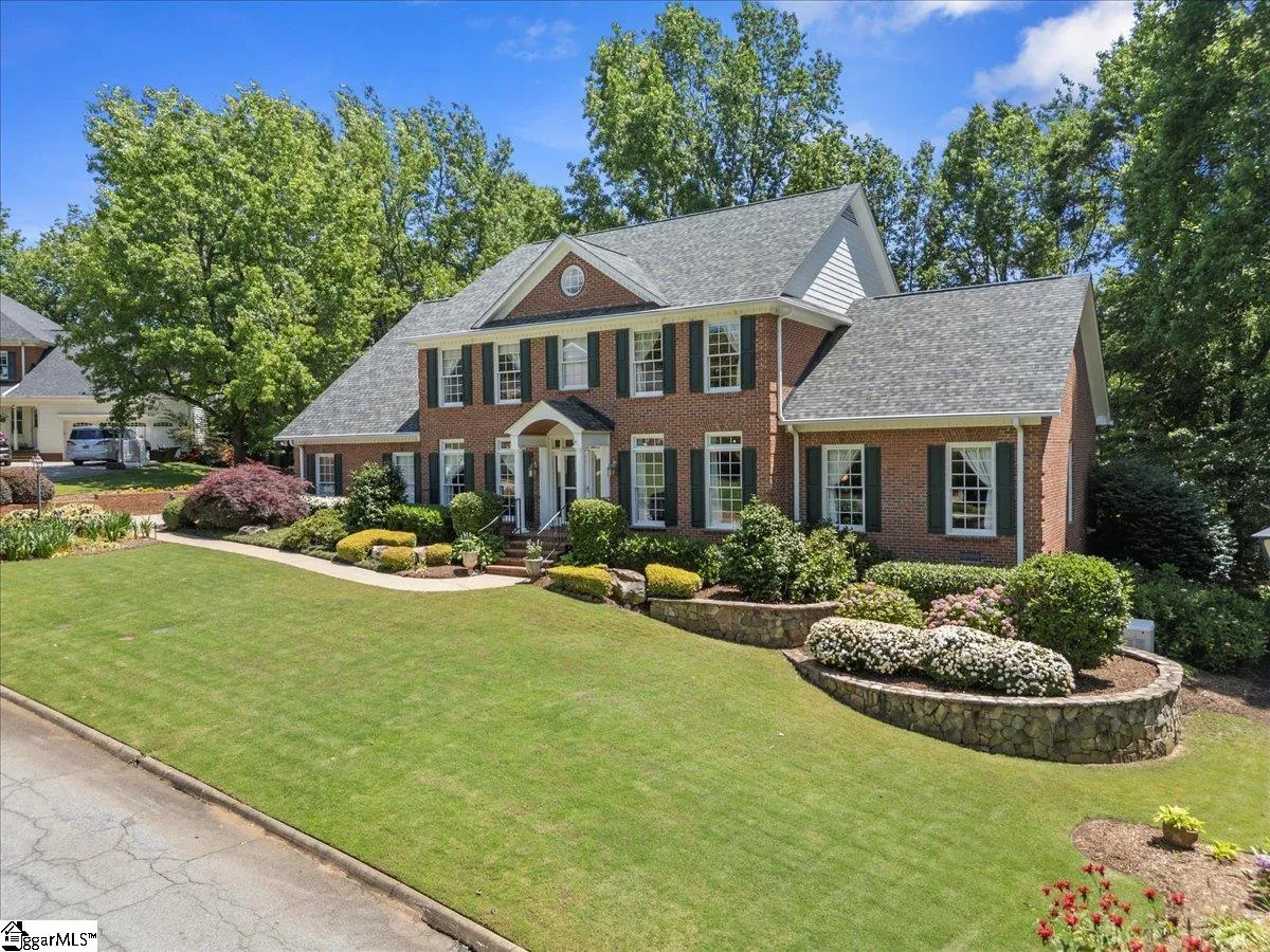 Property image 2 at 120 Cliffwood Lane, Greer, SC 29650