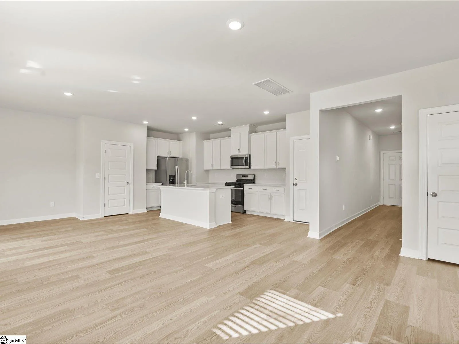 Property image 4 at 128 Gardner Avenue, Gray Court, SC 29645