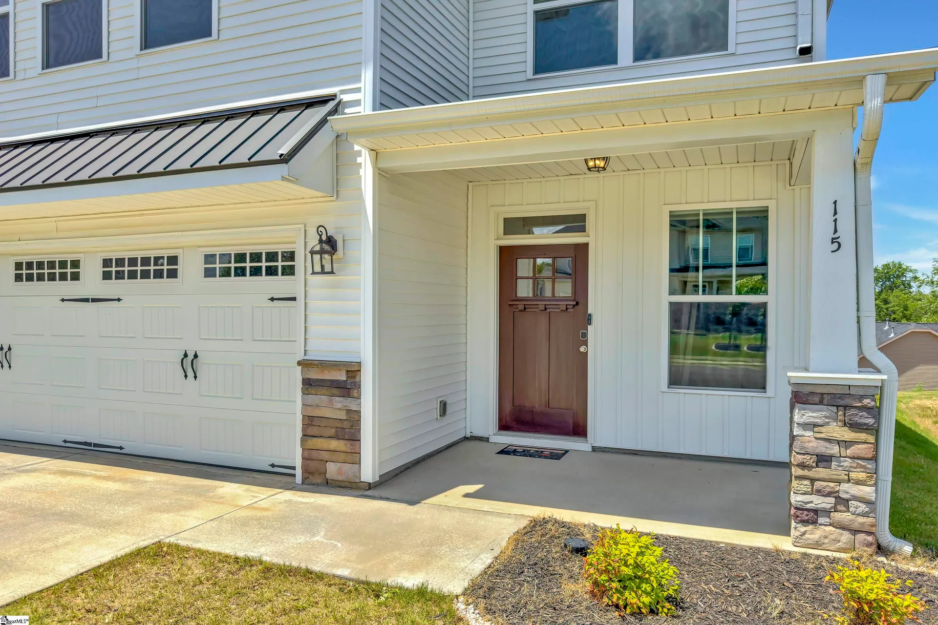 Property image 2 at 115 River Trace Loop, Simpsonville, SC 29680