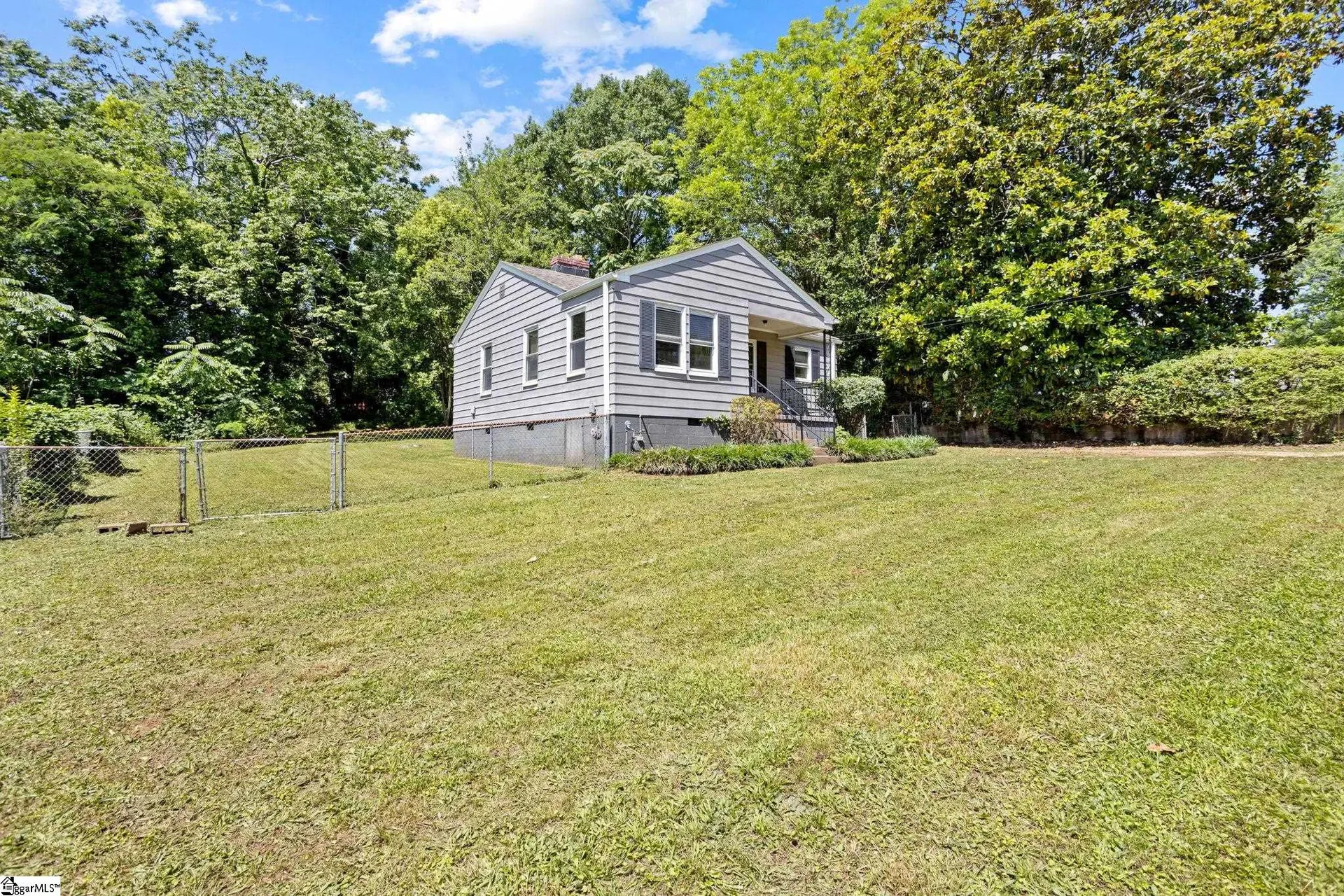 Property image 2 at 206 Griffin Drive, Greenville, SC 29607