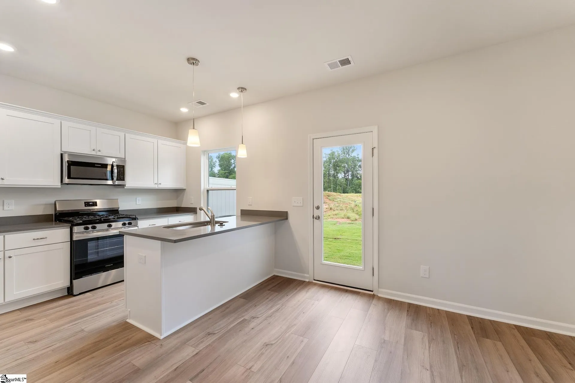 Property image 4 at 104 Denham Drive, Taylors, SC 29687
