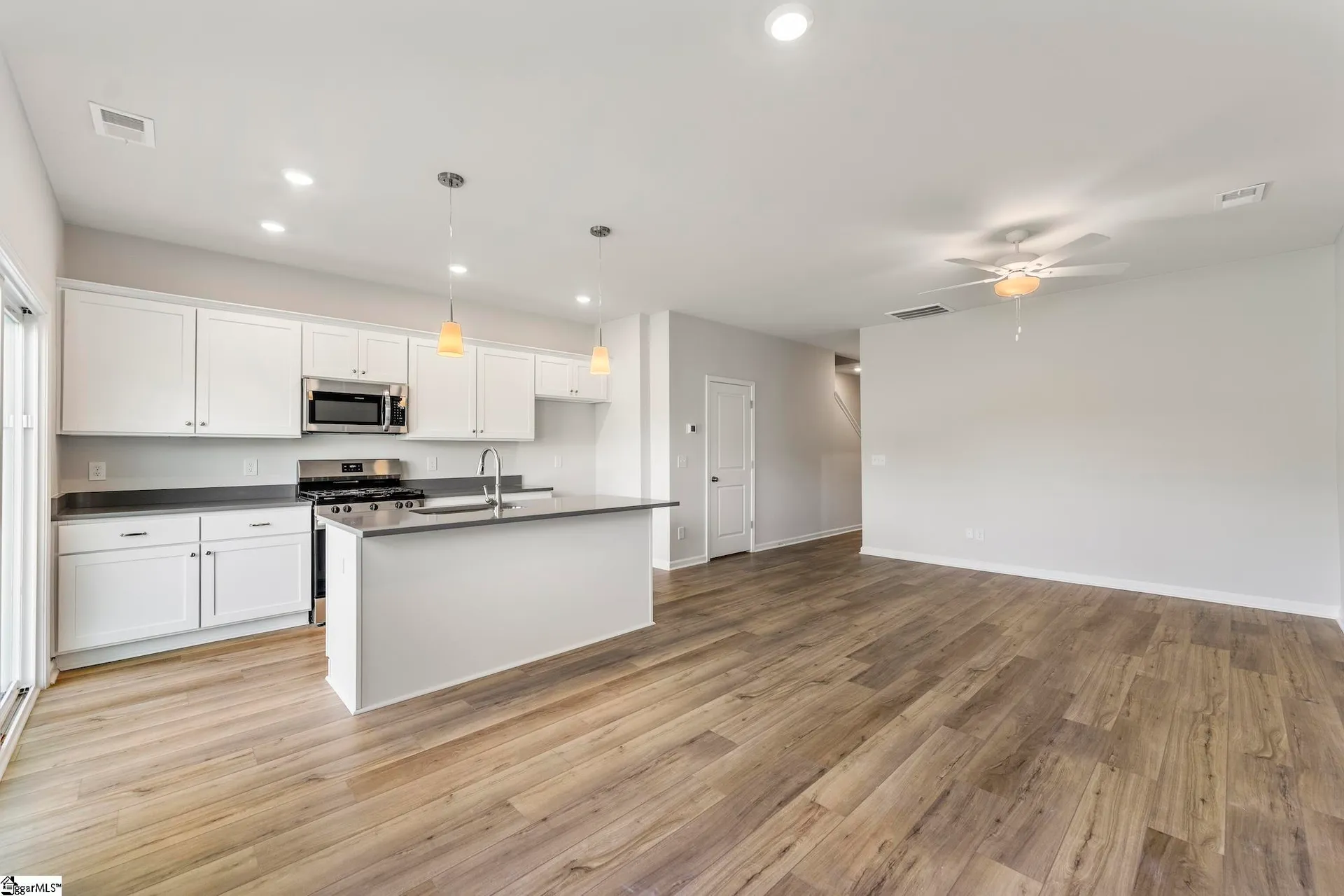 Property image 5 at 27 Nonnington Way, Taylors, SC 29687