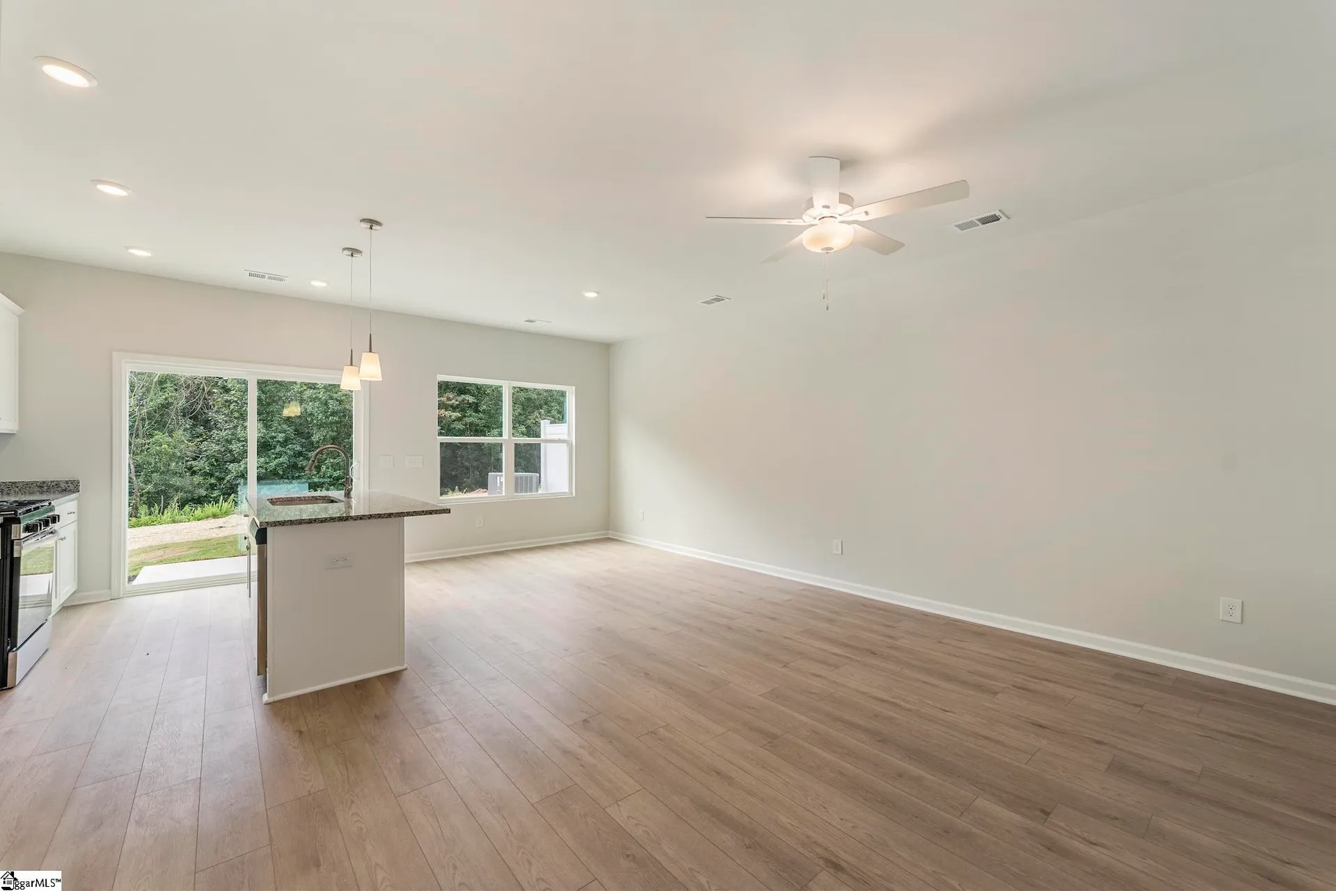 Property image 4 at 24 Nonnington Way, Taylors, SC 29687