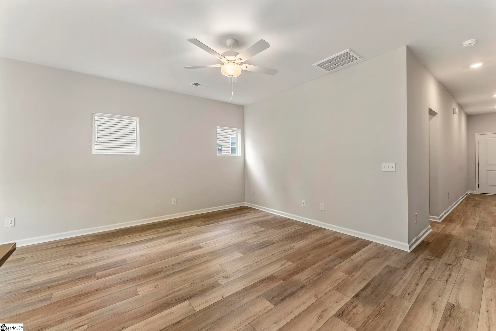 Property image 5 at 22 Nonnington Way, Taylors, SC 29687