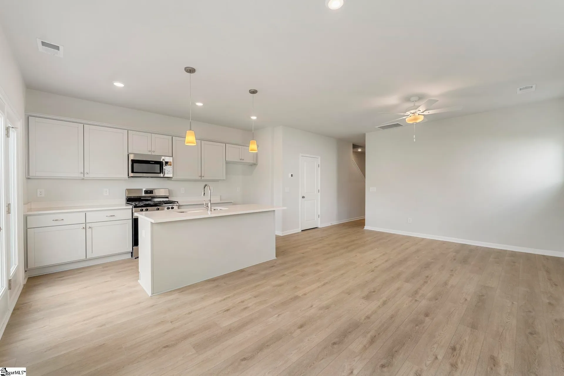 Property image 5 at 25 Nonnington Way, Taylors, SC 29687