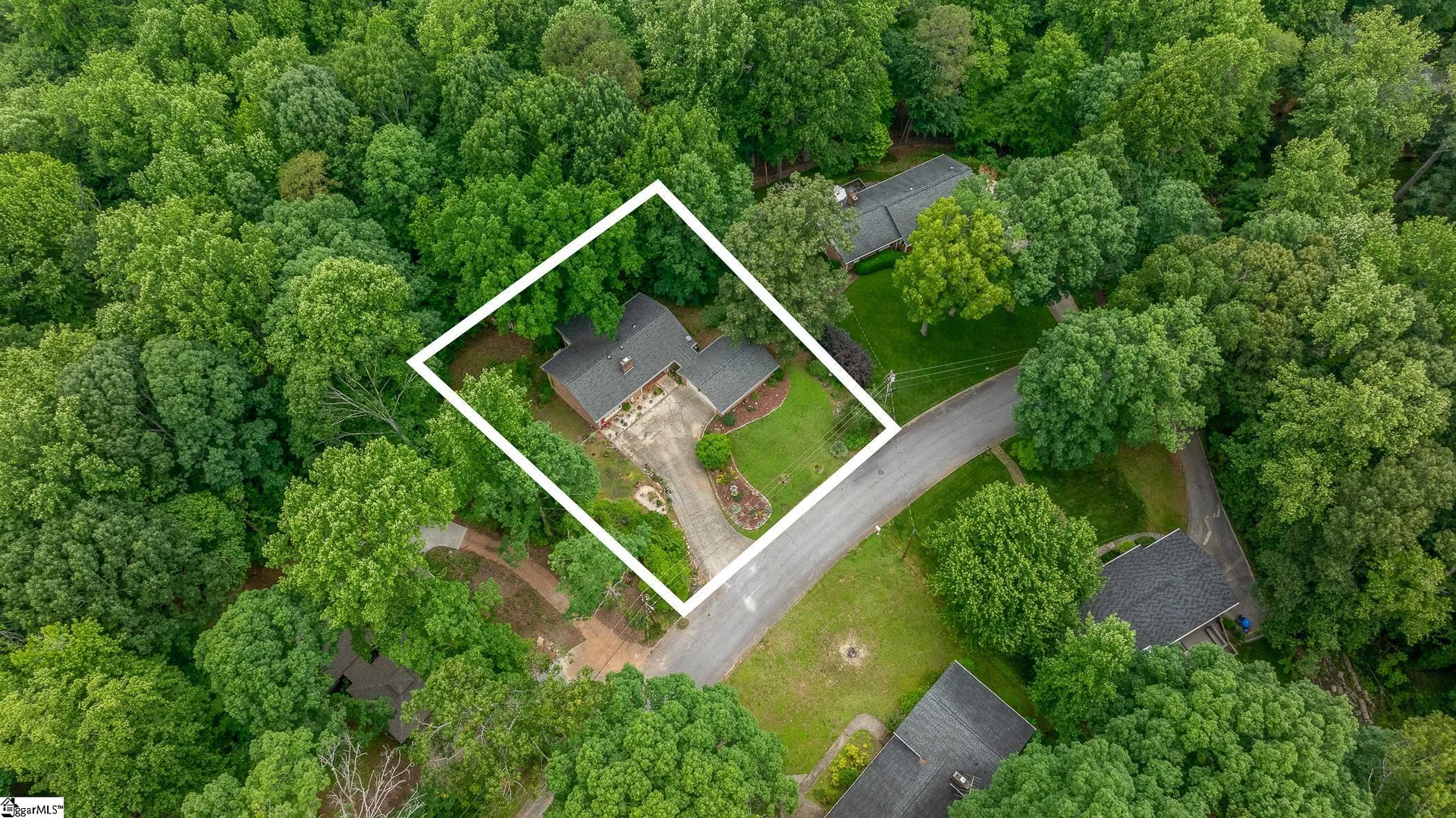 Property image 3 at 223 Covington Road, Greenville, SC 29617-2007