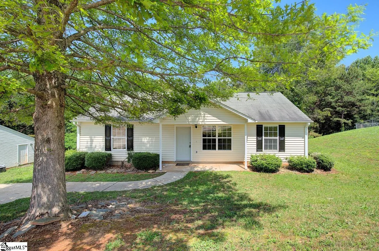 Property image 1 at 212 Riverbreeze Road, Greenville, SC 29611