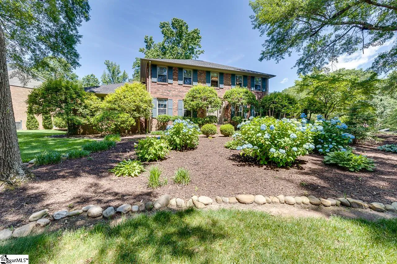 101 N Lady Slipper Lane