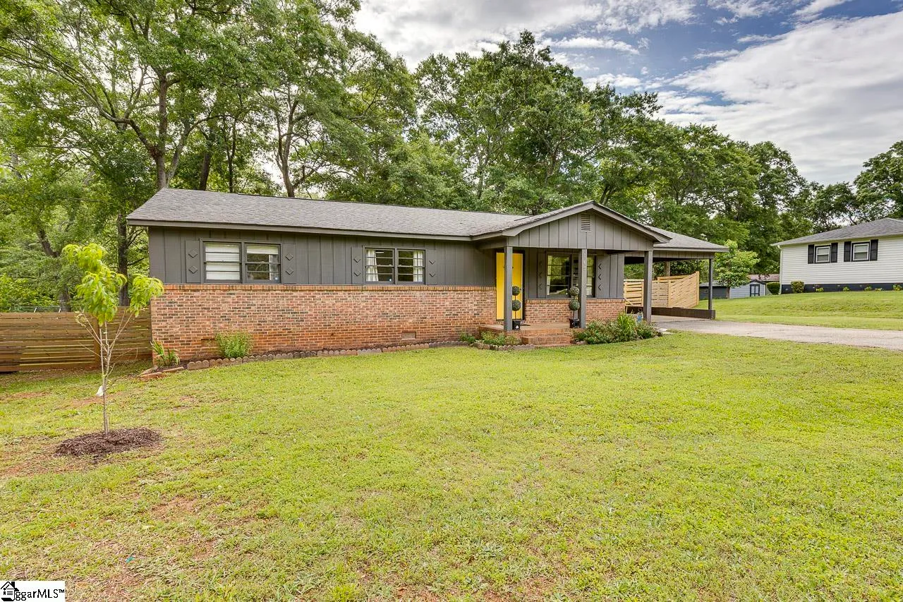 Property image 2 at 145 Rosewood Circle, Duncan, SC 29334