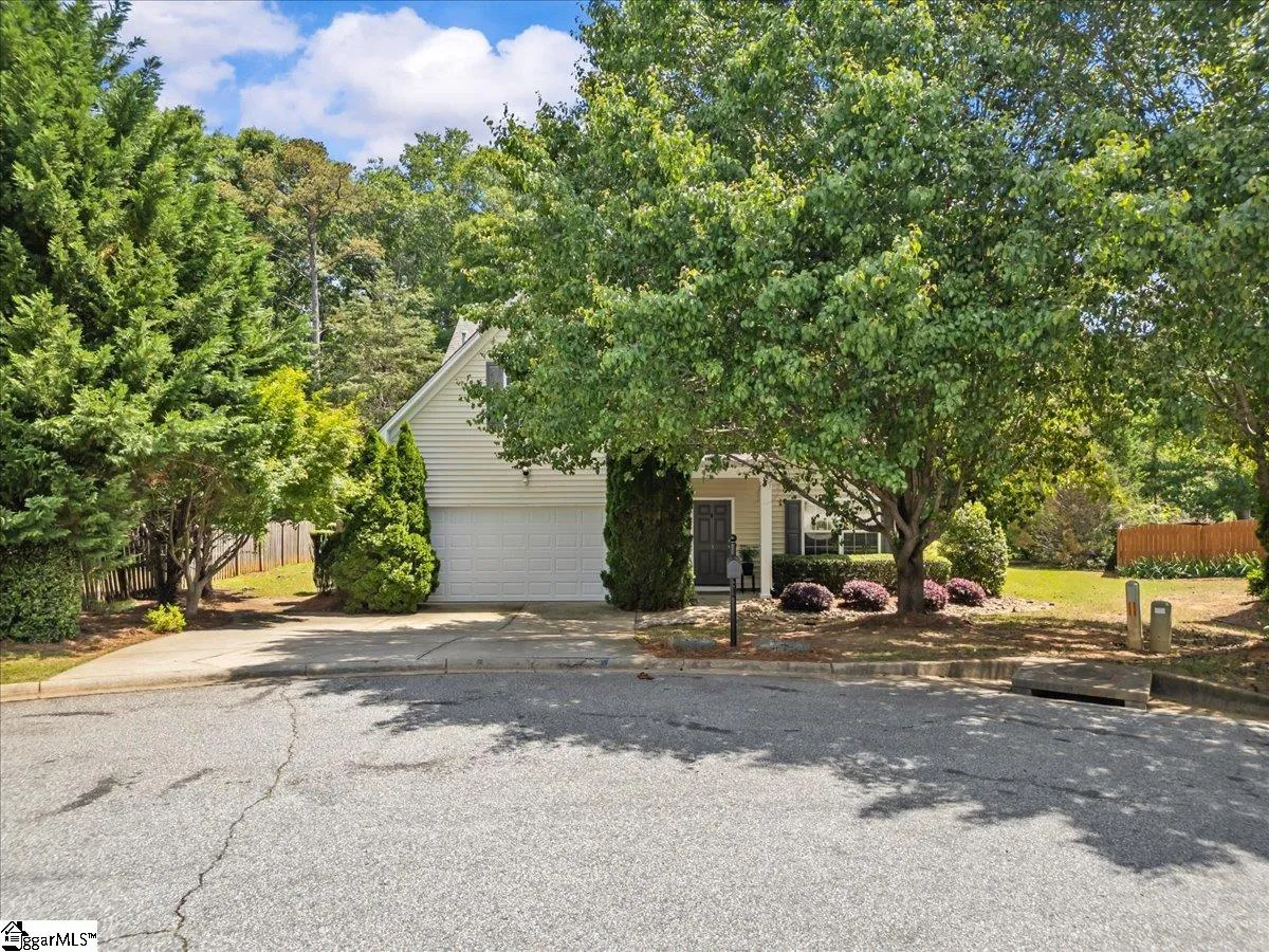 Property image 3 at 3 Clifford Court, Simpsonville, SC 29681