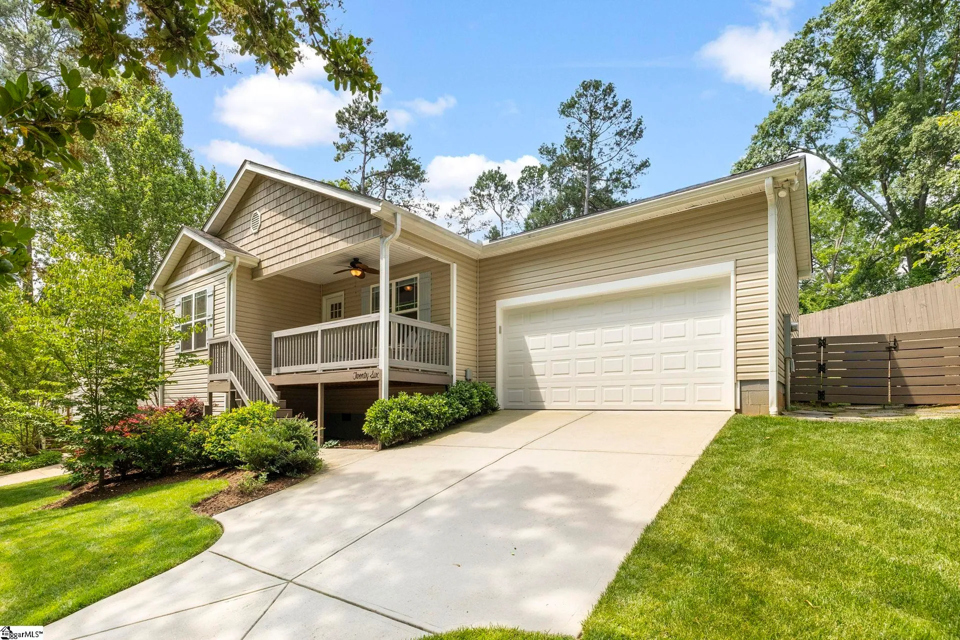 Property image 2 at 26 Briarcliff Drive, Greenville, SC 29607