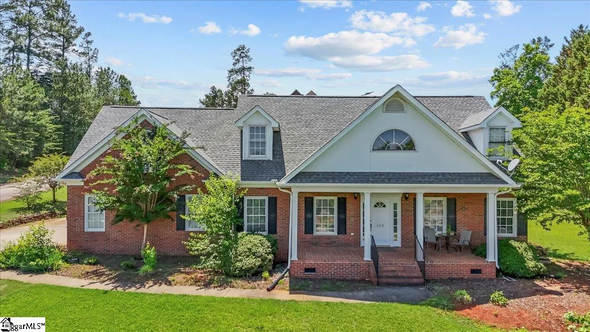 Property image 1 at 123 S Lake Emory Drive, Inman, SC 29349