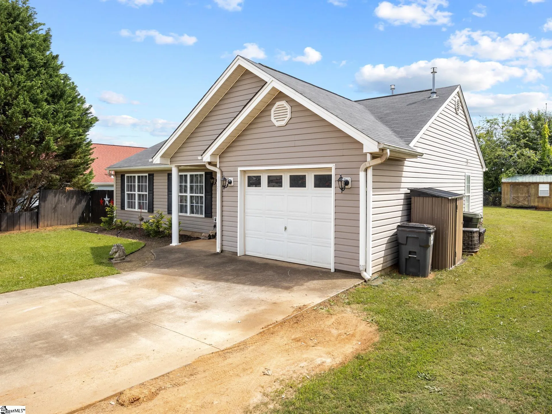 Property image 2 at 241 Ashley Danielle Drive, Duncan, SC 29334