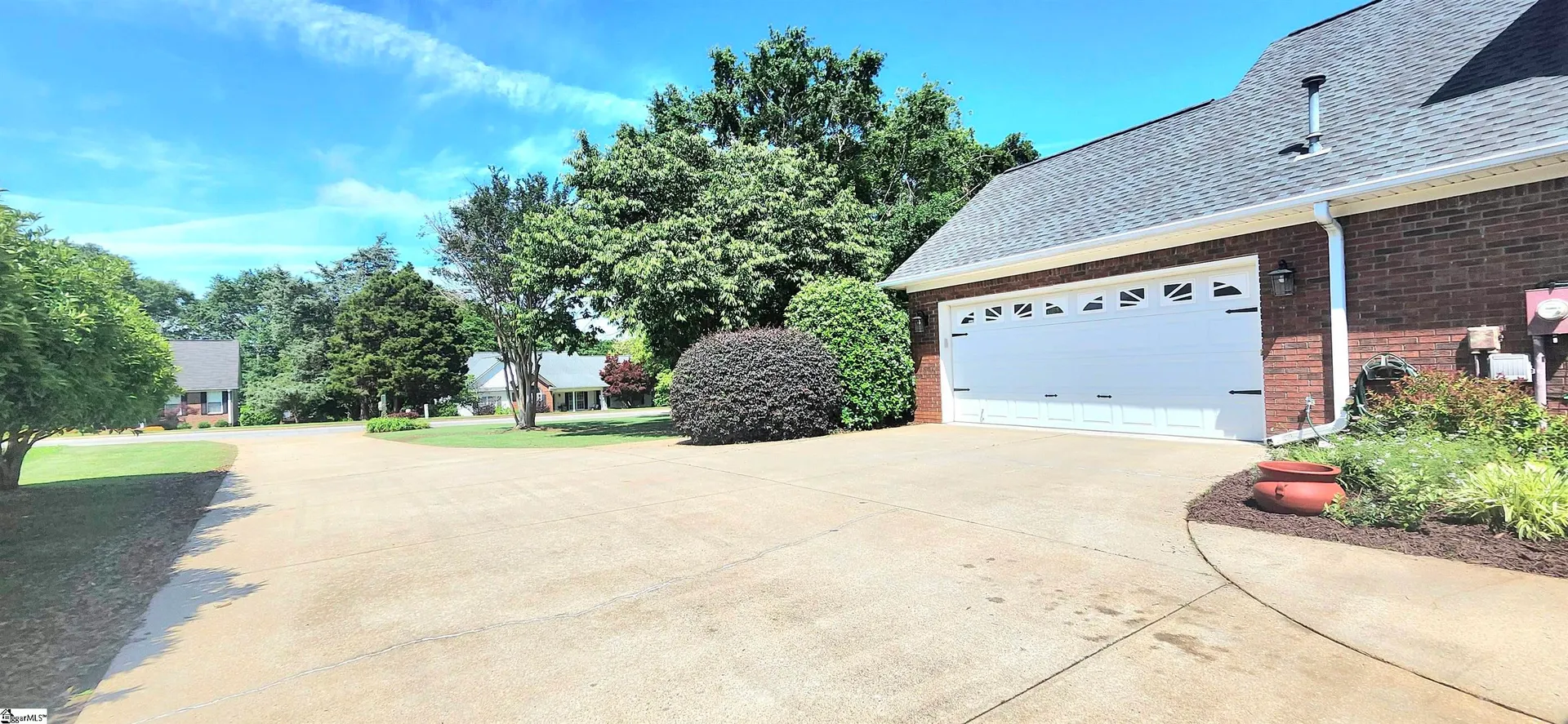 Property image 5 at 417 Gramercy Boulevard, Spartanburg, SC 29301