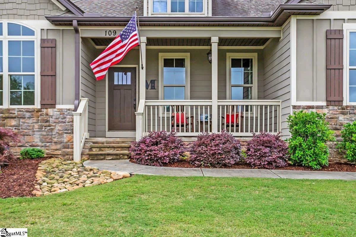Property image 3 at 109 Sawbriar Court, Travelers Rest, SC 29690