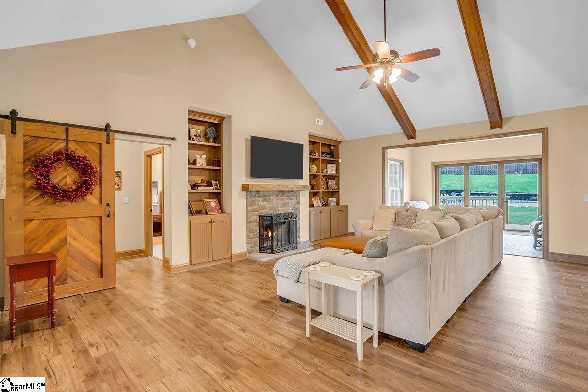 Property image 5 at 109 Sawbriar Court, Travelers Rest, SC 29690