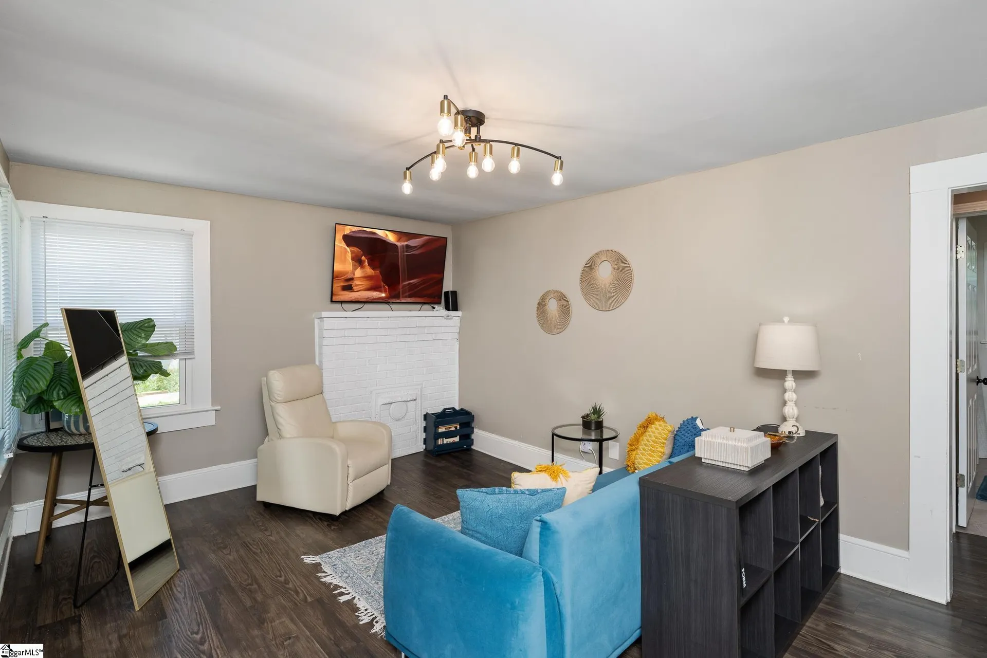 Property image 2 at 120 Aladdin Street, Greenville, SC 29609-4104