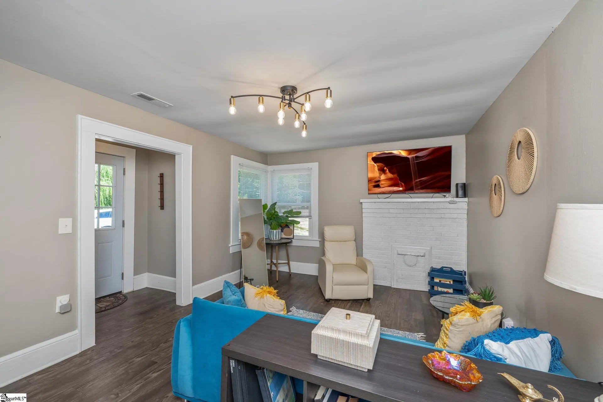 Property image 3 at 120 Aladdin Street, Greenville, SC 29609-4104