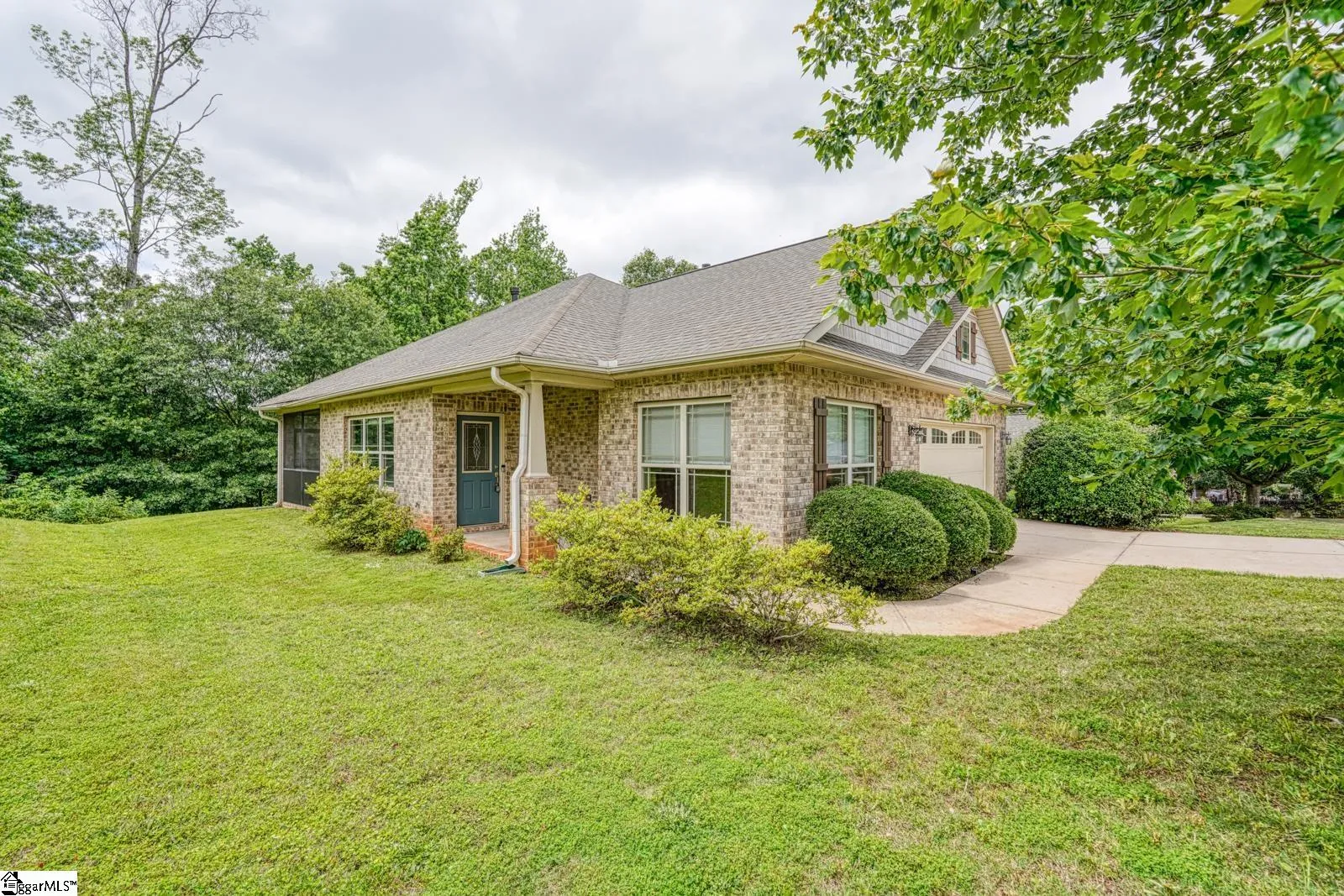 Property image 3 at 687 W Heatherstone Lane, Roebuck, SC 29376