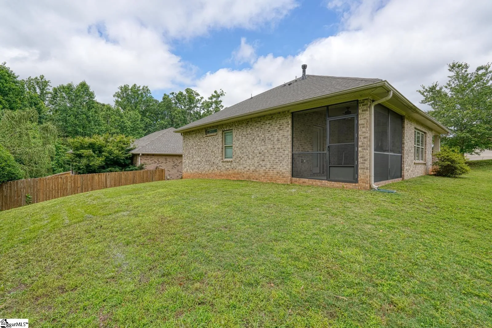 Property image 4 at 687 W Heatherstone Lane, Roebuck, SC 29376