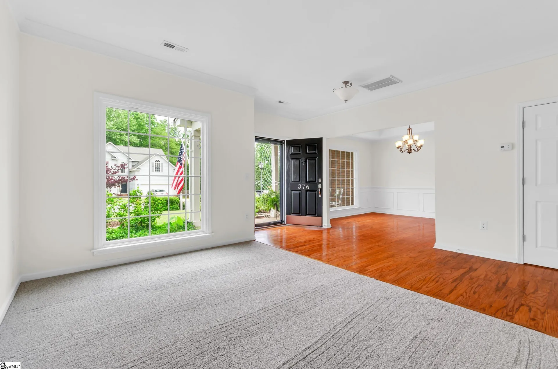 Property image 2 at 376 Woodsberry Shoals Drive, Duncan, SC 29334