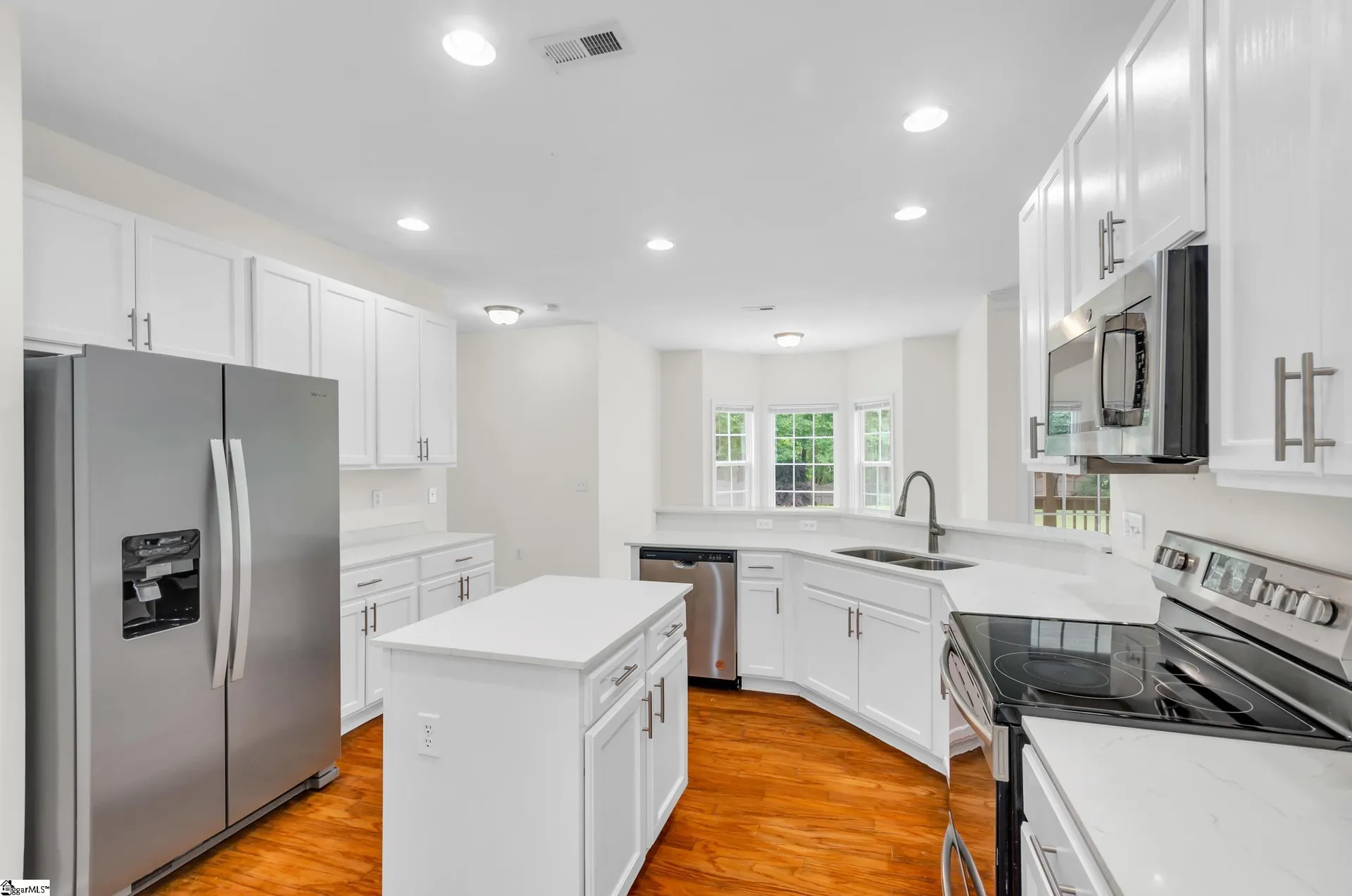 Property image 3 at 376 Woodsberry Shoals Drive, Duncan, SC 29334