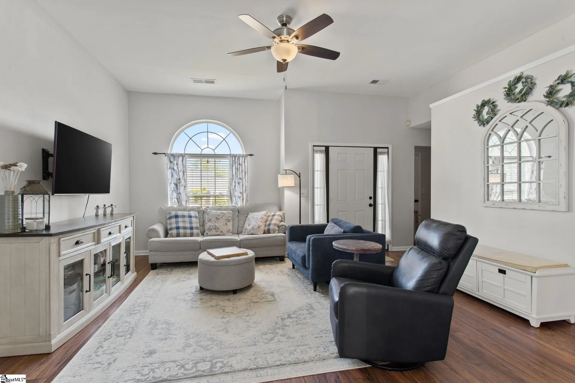 Property image 2 at 10 Valley Glen Court, Greer, SC 29650