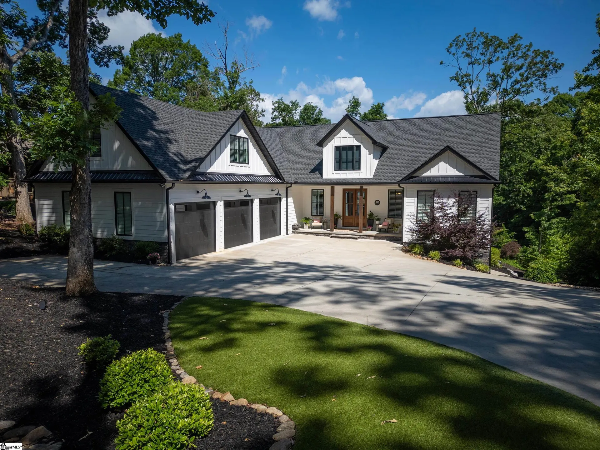Property image 2 at 417 Woodridge Drive, Seneca, SC 29672