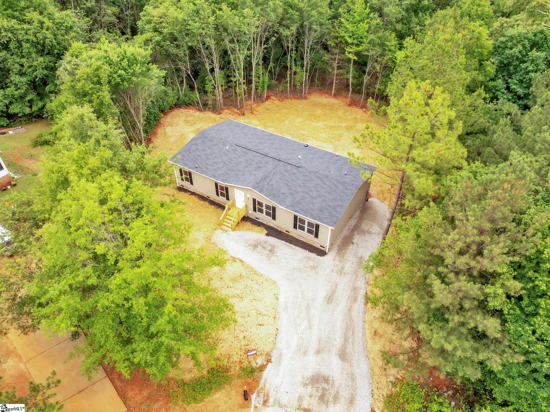 Property image 2 at 206 Creekstone Drive, Piedmont, SC 29673-8943