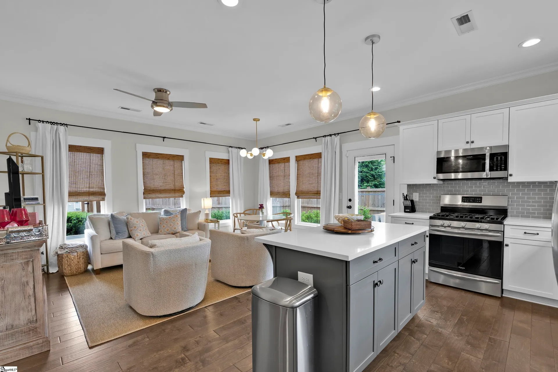 Property image 3 at 22 Greenridge Drive, Greenville, SC 29607