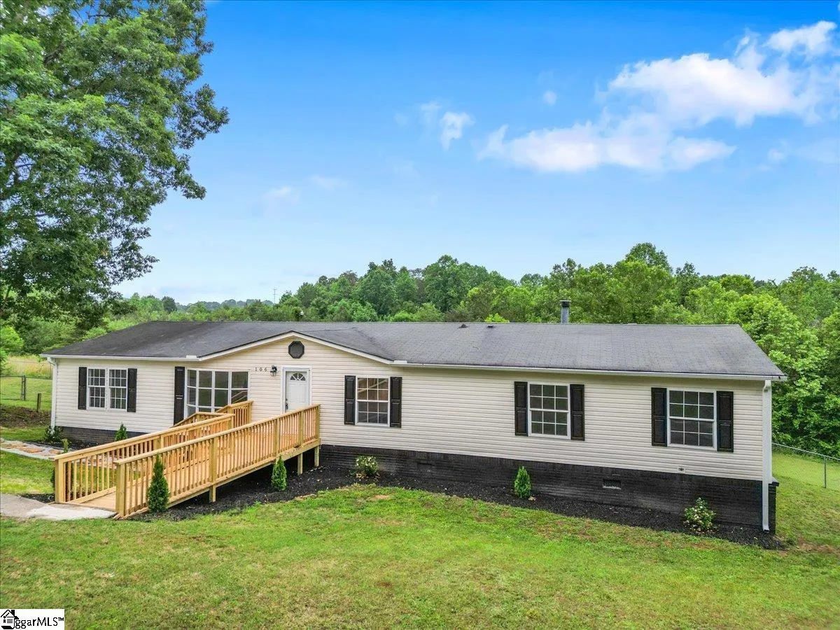 Property image 4 at 106 Blueforest Lane, Greenville, SC 29611