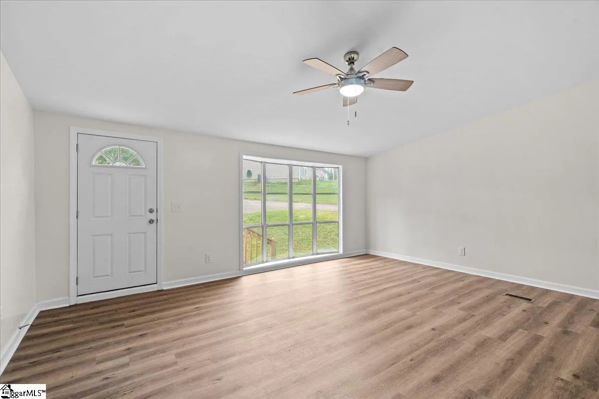Property image 5 at 106 Blueforest Lane, Greenville, SC 29611