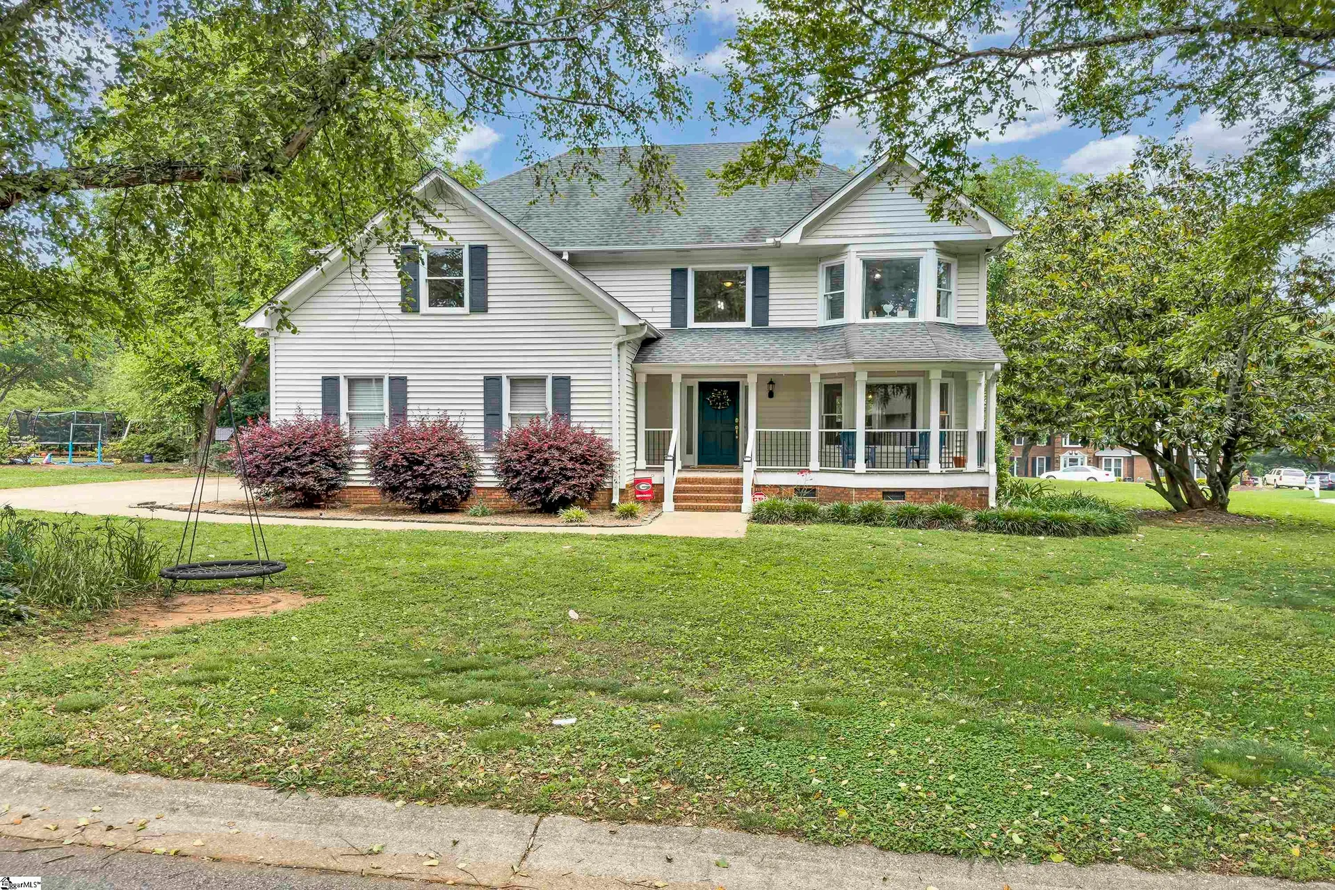Roper Mountain Plantation, Greenville Community