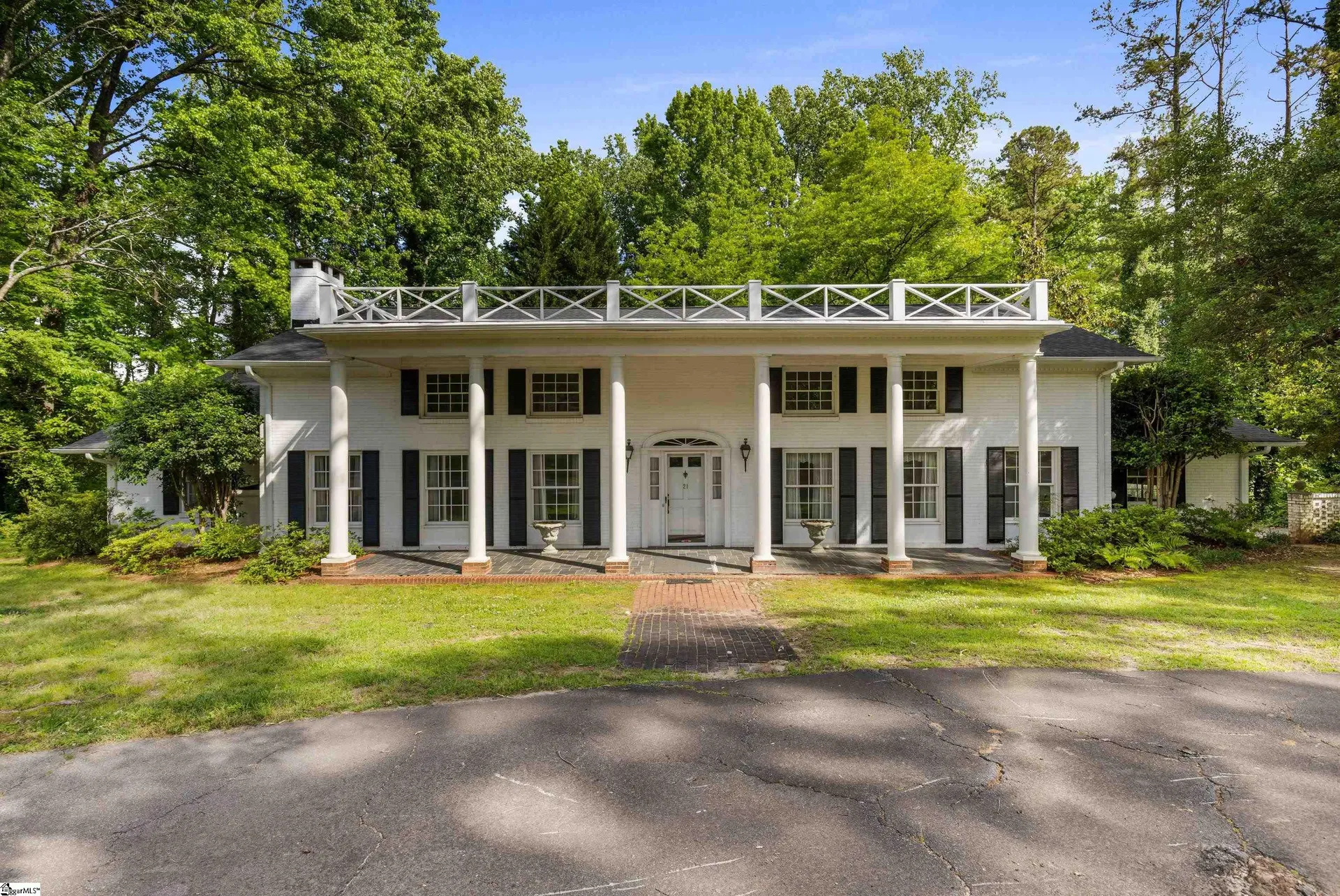 Property image 1 at 21 Kensington Road, Greenville, SC 29617