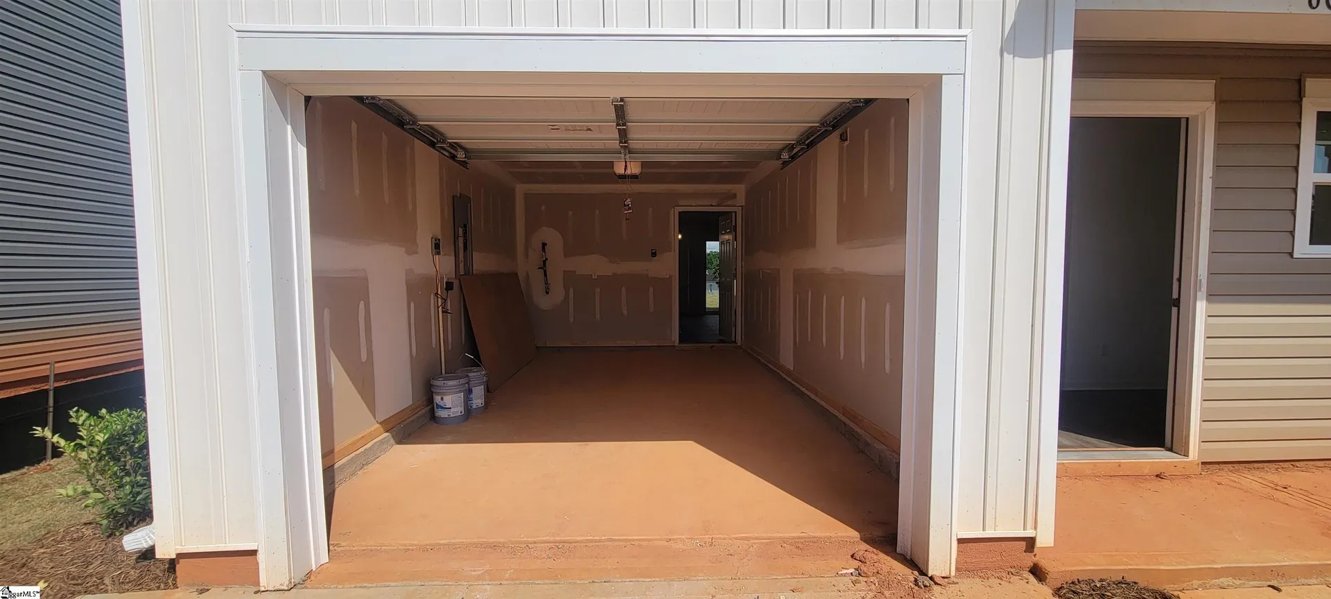 Property image 3 at 6091 Willutuck Drive, Boiling Springs, SC 29316