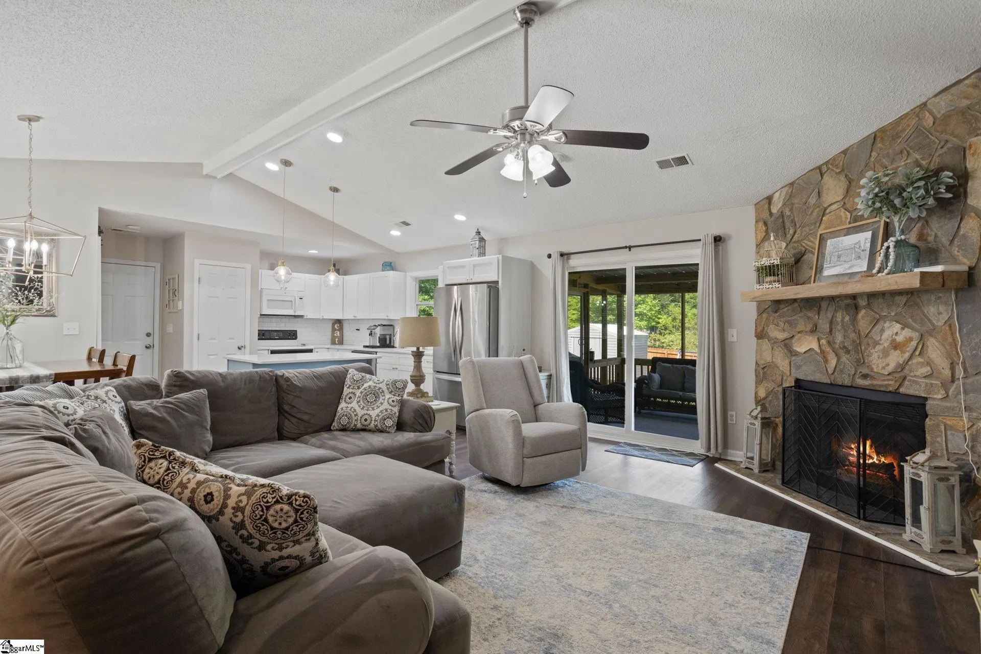 Property image 3 at 105 Woodland Road, Mauldin, SC 29662
