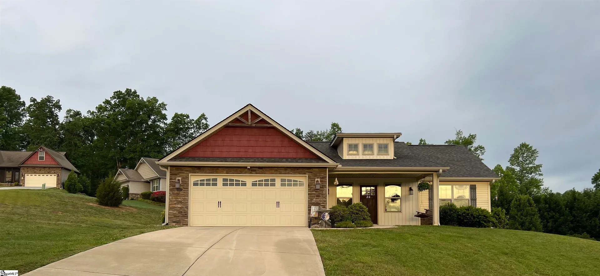 Hawk Pointe, Travelers Rest Community
