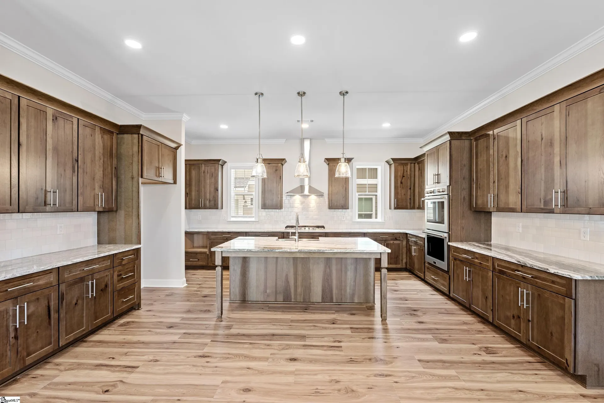 Property image 4 at 401 Mcklee Drive, Travelers Rest, SC 29690