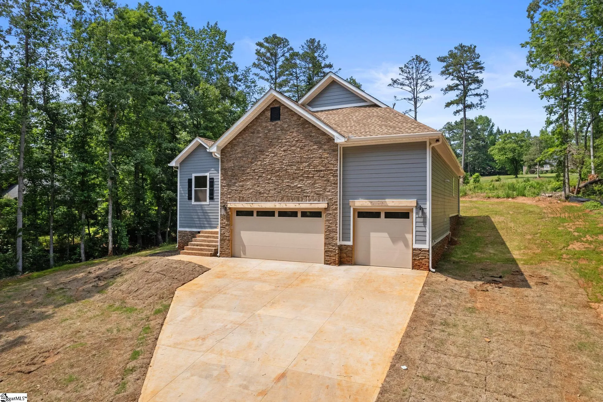 Property image 3 at 2705 Brook Hollow Drive, Seneca, SC 29678