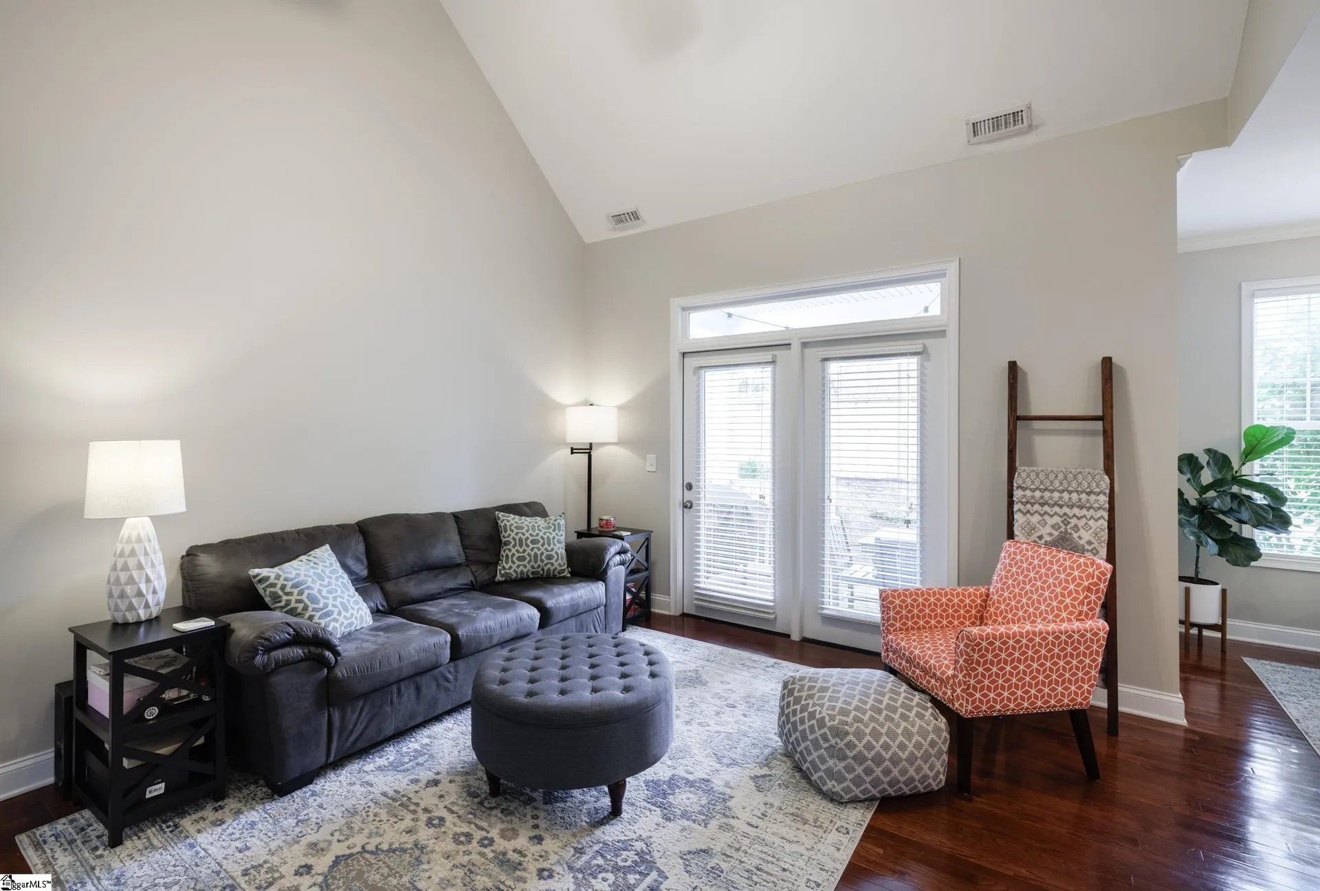 Property image 2 at 19 Edge Court, Greenville, SC 29609