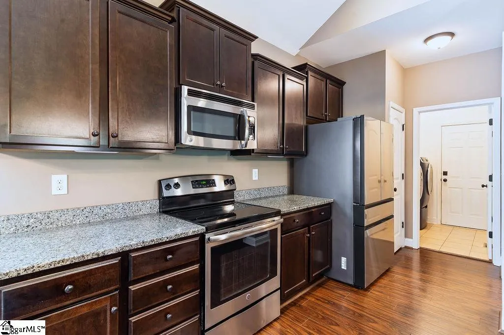 Property image 4 at 30 Caperton Way, Greer, SC 29651