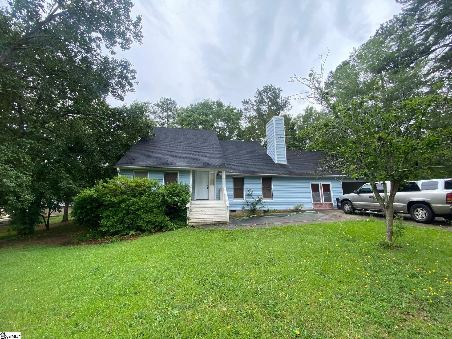 120 Coachman Drive