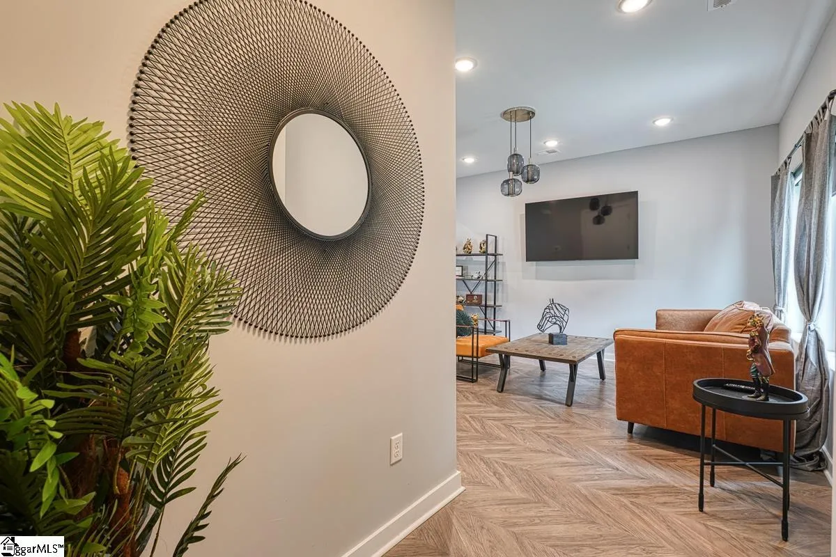 Property image 4 at 15 Furman Street, Greenville, SC 29611