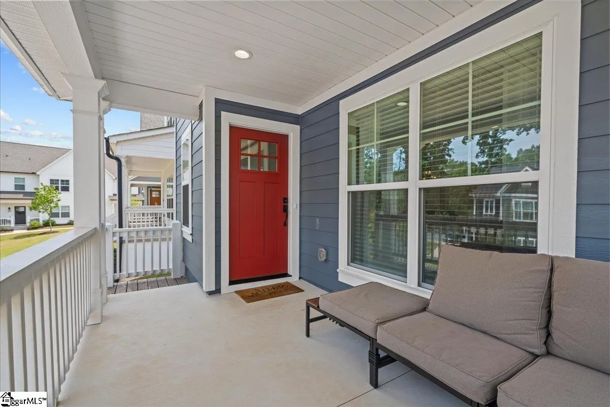 Property image 2 at 9 Logan Knoll Lane, Greenville, SC 29607