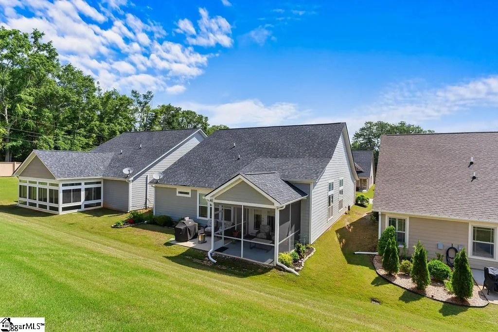 Property image 3 at 205 Rock Slide Court, Taylors, SC 29687