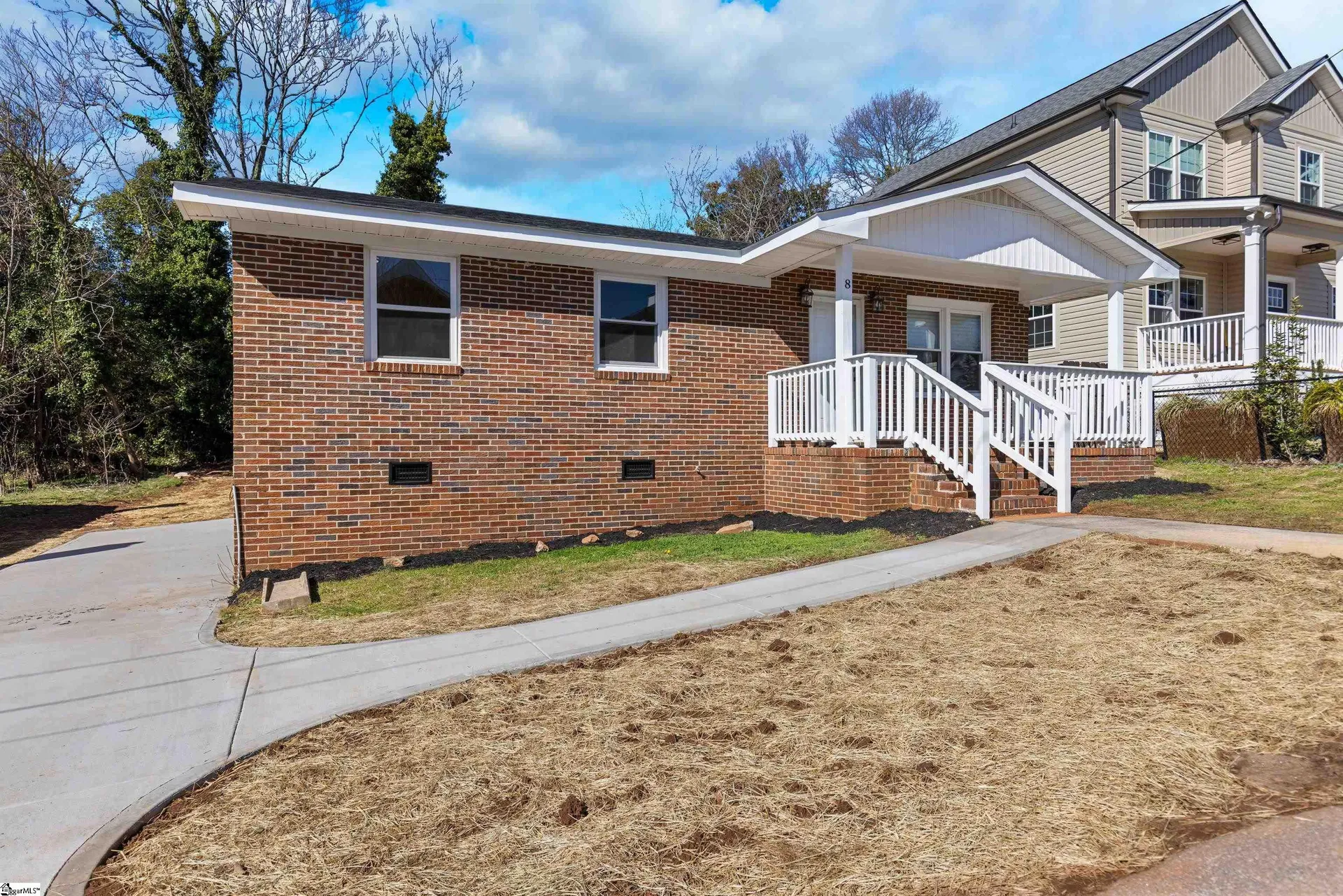 Property image 2 at 8 Harris Lane, Greenville, SC 29607