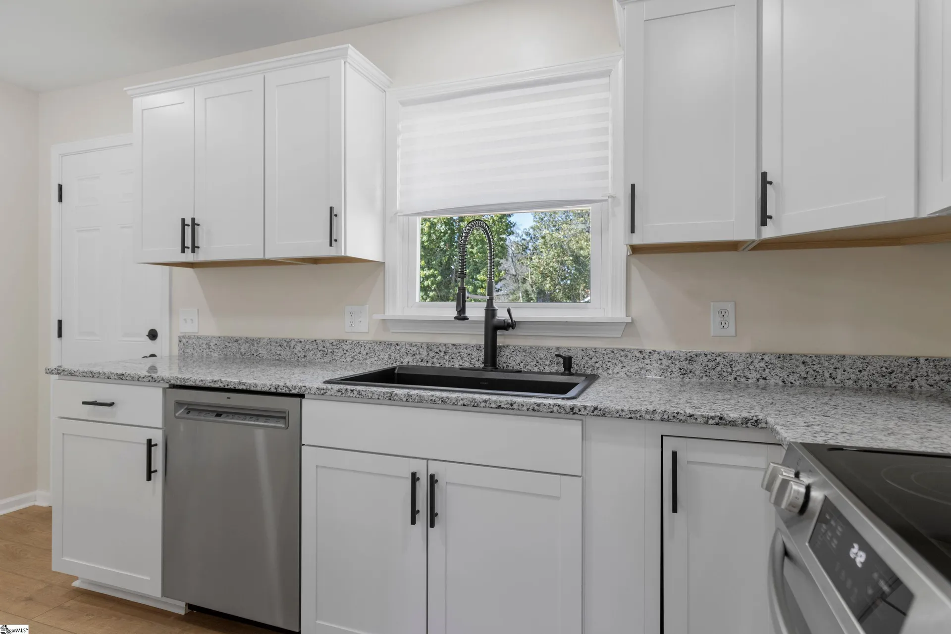 Property image 5 at 8 Harris Lane, Greenville, SC 29607